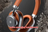 noise canceling headphones